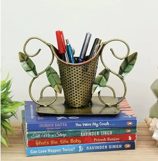 Vase with Leaf Pen Stand
