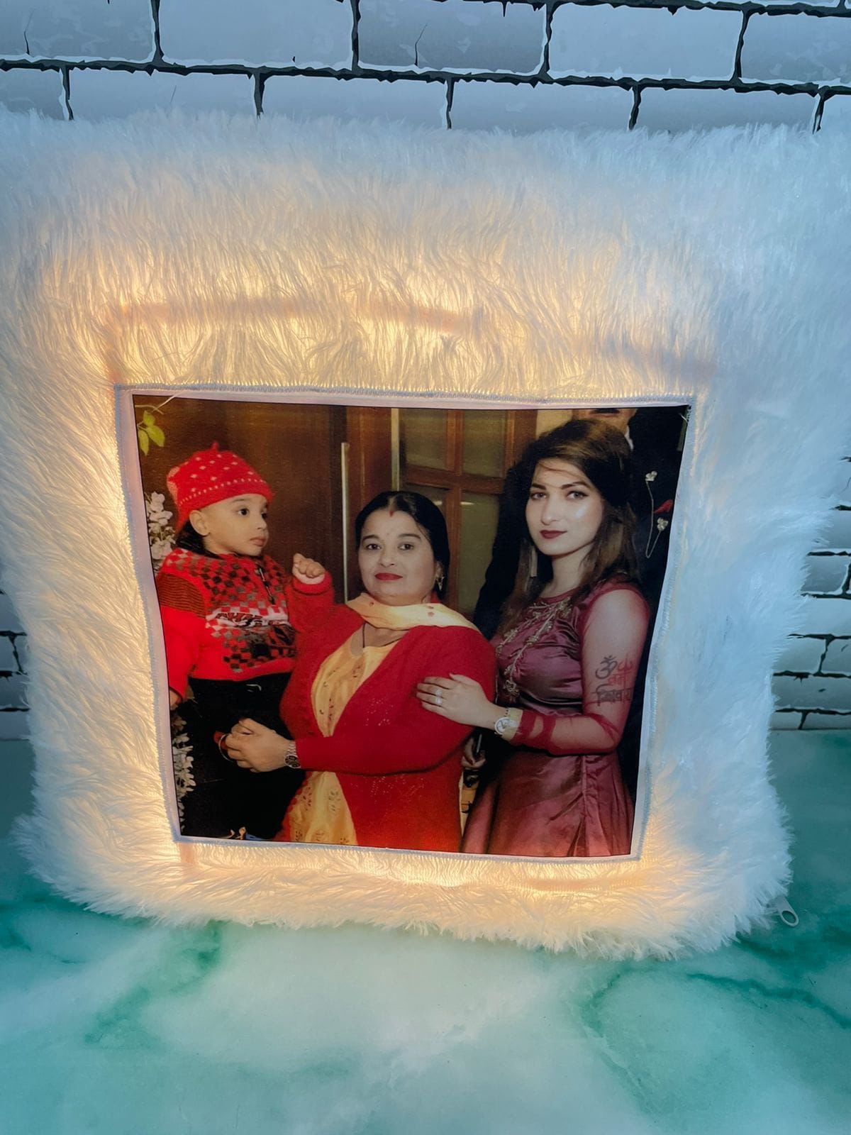 🛏️ Customized Photo LED Pillow 16x16 – Personalized Glowing Cushion with Sublimation Print – Soft Throw Pillow with LED Lights