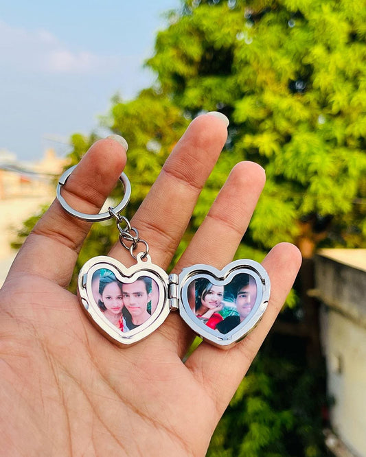 CUSTOMIZE HEART KEYCHAIN – PERSONALIZED WITH YOUR NAME; 2 PHOTOS | METAL FINISH